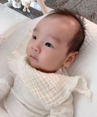 이필모-서수연, 2개월 된 아들 공개 “우월한 유전자”