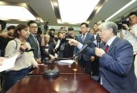 전광훈 목사 광화문 폭력시위 혐의 추가, 기소의견 송치