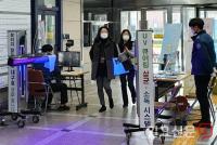 [코로나19] 대구 추가 확진보다 완치 수 첫 역전···선순환 이어가나? 