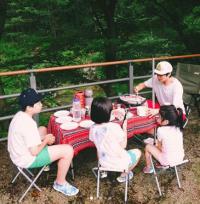 배우 김다현, 세 자녀 주말 육아 인증샷 눈길 “캠핑가족”