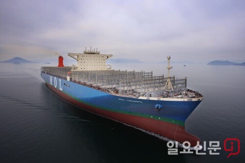 삼성중공업이 만든 최대 컨테이너 선박 모습