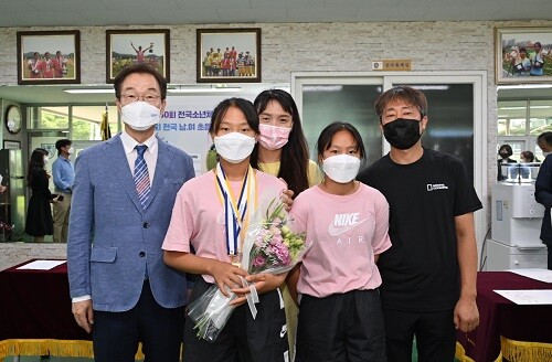 양궁 6관왕을 달성한 예천동부초등학교. (사진제공=경북교육청)