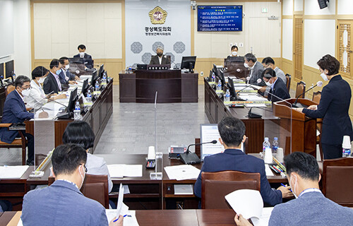 '경북도 사회복지사 등의 처우 및 지위 향상에 관한 조례 일부개정안'이 2일 경북도의회 본회의에서 의결됐다 (사진=경북도의회 제공)