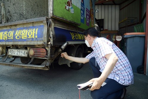 양평읍 환경미화원 대기장소를 방문한 전진선 의장.