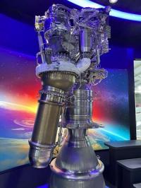 ‘누리호의 심장’ 75톤 액체로켓 엔진 실물 첫 공개 