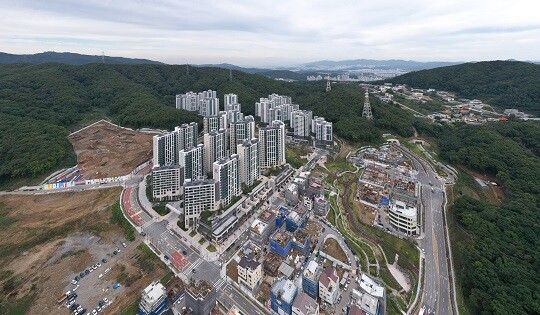 경기도 성남시 분당구 대장동 개발사업 현장에서 작업이 진행되고 있는 모습. 사진=임준선 기자