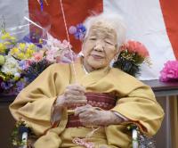 일본 100세 이상 초고령자 8만 명, 그들은 과연 행복할까