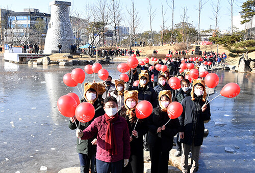 경북도가 3일 도청 원당지에서 '2022 임인년 새 희망 다짐대회'를 열고 있다. (사진=경북도 제공)