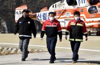 경북 영덕서 산불 3단계 발령…산림 100ha 소실 추정