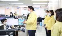 “방역전사여 코로나와 싸워 이깁시다”...최대호 안양시장, 보건소 방문해 직원 격려