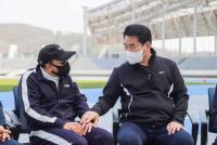백군기 용인시장, 국민 마라토너 이봉주와 희망 메시지 나눠