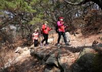 ‘생로병사의 비밀’ 둘레길 걷기, 장노년의 슬기로운 등산법 “부상 위험 줄여”