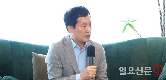 홍순헌 해운대구청장 후보가 쎈TV시사임당과 4개 언론사가 공동으로 가진 생방송 기자간담회에서 발언을 갖는 모습. 사진=하용성 기자