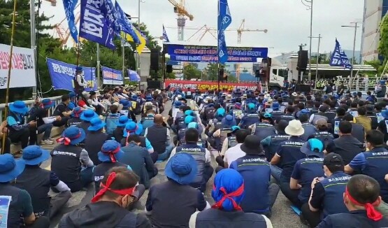 대우조선해양 협력사 노조원들의 농성 모습. 사진=정민규 기자