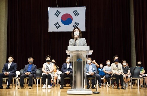 축사를 하는 이혜원 도의원. 사진=양평군탁구협회 제공