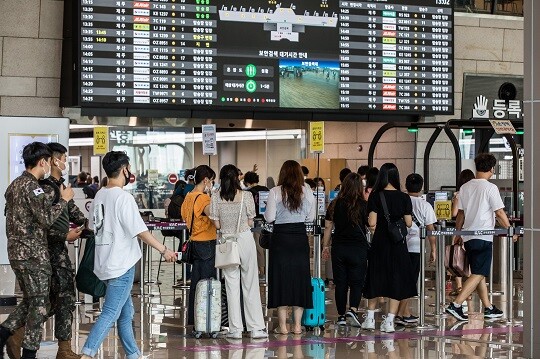 국토부가 김포·하네다 노선의 운항 횟수를 증편한다. 사진=최준필 기자