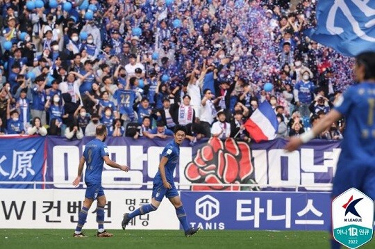 수원 삼성이 FC안양에 승리하며 K리그1 잔류에 성공했다. 사진=한국프로축구연맹