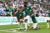 월드컵 초반 최대 이변…사우디, 메시 버틴 아르헨에 2-1 역전승