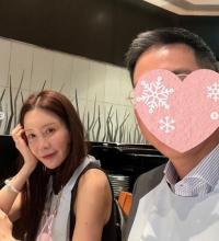 김정은, 훈남 남편과 밸런타인데이 데이트 공개 ‘행복 미소’