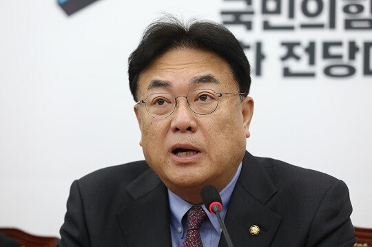 정진석 국민의힘 비상대책위원장이 20일 국회에서 열린 비상대책위원회의에서 모두 발언을 하고 있다. 사진=박은숙 기자