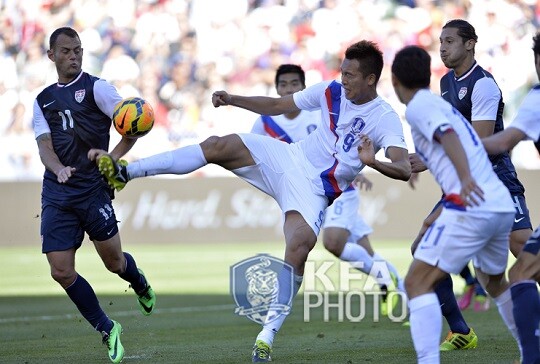 클린스만 감독은 미국 국가대표팀을 이끌고도 대한민국과 상대한 바 있다. 사진=KFA 홈페이지