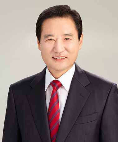 최성호 양서농협 조합장 후보가 ‘조합원 복지의 획기적 향상’과 ‘조합의 투명 경영’을 강조하며 3천여 조합원의 지지를 호소했다. 사진=중앙선관위 제공