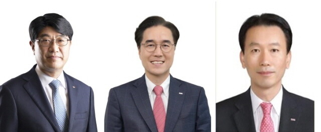 왼쪽부터 방성빈 신임 BNK부산은행장, 예경탁 신임 BNK경남은행장, 김성주 신임 BNK캐피탈 대표이사. 사진=BNK금융그룹 제공