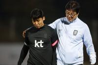 황선홍호, UAE에 3-0 완승으로 도하컵 우승…홍시후 멀티골