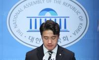 오영환 의원 불출마 선언이 민주당 ‘86 용퇴론’ 불붙일까