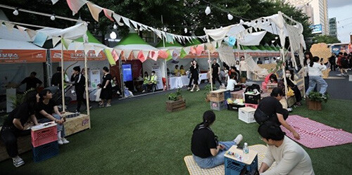 동성로 시내 한가운데 펼쳐진 에코존. 사진=남경원 기자