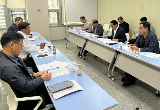 정종복 군수가 대중교통 인프라 개선을 위해 부산시와 간담회를 갖는 모습. 사진=기장군 제공