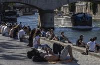 프랑스 파리 센강 100년 만에 수영 허용된다