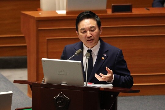 원희룡 국토교통부 장관이 6월 13일 국회에서 본회의 경제 분야 대정부질문에서 의원 질의에 답변하고 있다. 사진=박은숙 기자