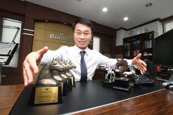 정영식 마주. 사진=한국마사회 부산경남본부 제공