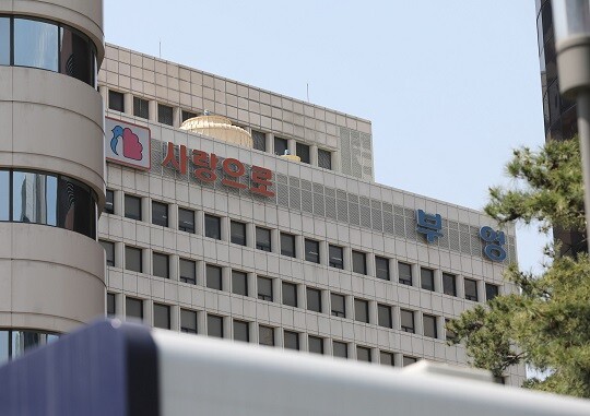 이서정 부영주택 전무가 올해 2월 부영유통과 비와이월드 사내이사에 취임했다. 서울시 중구 부영빌딩. 사진=박정훈 기자