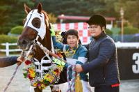 [인터뷰] 인기 기수에서 조교사로 변신한 부경 임성실, 서울 함완식 