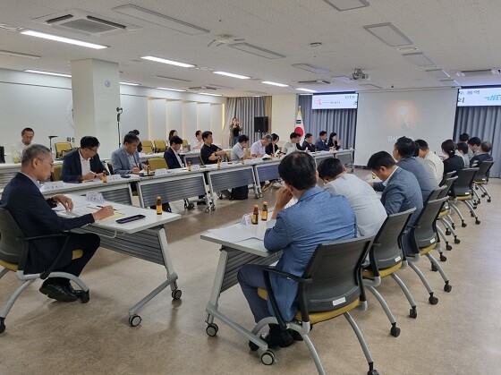 화성시가 17일 GTX-C 병점 연장 사업에 대한 용역 최종보고회를 개최하고 있다. 사진=화성시 제공