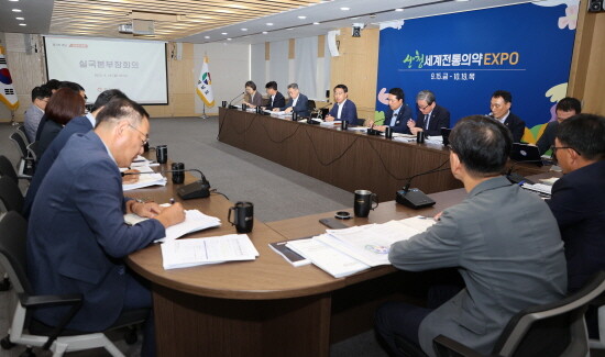 실국본부장회의 장면. 사진=경남도 제공