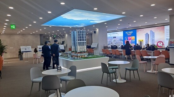 인천 시민공원역 스카이파크 홍보관 내부 전경. 사진=박창식 기자