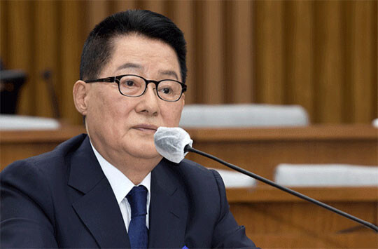박지원 전 국정원장은 경질된 김규현 전 국정원장에 비해 조직 장악력이 강했다는 평가를 받고 있다. 사진=이종현 기자