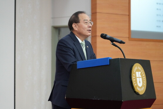 ‘숙박형 인성 영어·수학캠프’ 개강식 모습. 사진=부산시교육청 제공