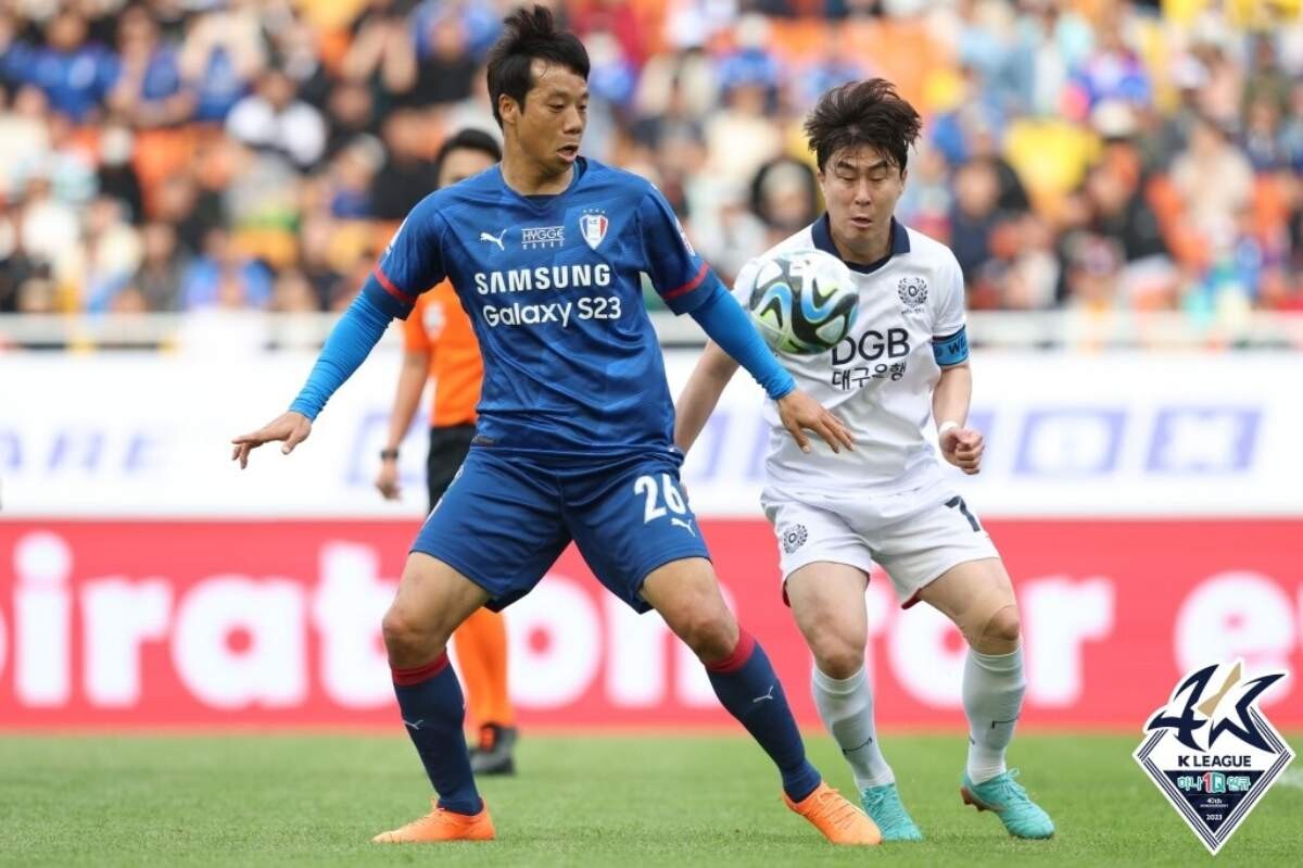 염기훈 감독대행은 불과 지난 5월까지도 그라운드에서 선수로 활약했다. 사진=한국프로축구연맹 제공