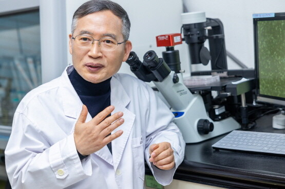 경상국립대학교 어린이생명과학교육원 문양수 원장.