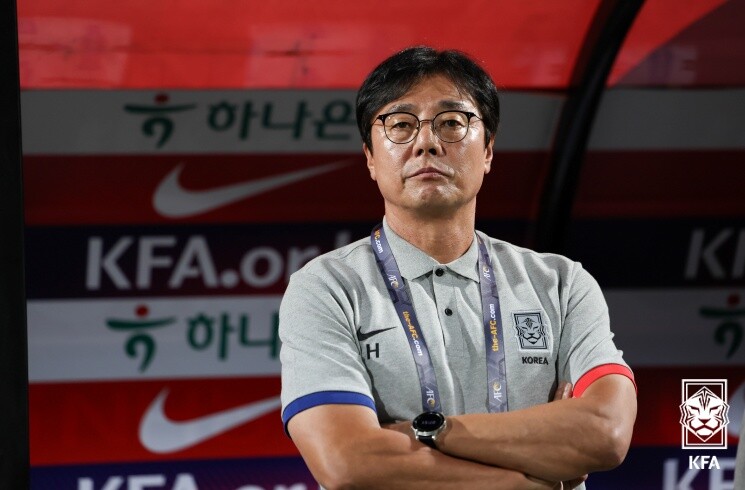 U-23 대표팀의 3월과 4월 일정이 공개됐다. 대표팀은 4월 파리 올림픽 최종예선이라는 중대사를 앞두고 있으나 황선홍 감독이 A대표팀 임시 감독 취임으로 3월에는 자리를 비우게 됐다. 사진=KFA 제공