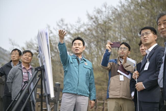 백영현 포천시장이 지난 8일 관내 관광시설 종합 점검에 나섰다. 사진=포천시 제공