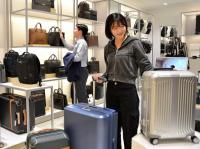 “여행용 가방 최대 70% 할인” 롯데백화점 부산본점, 쌤소나이트 패밀리대전