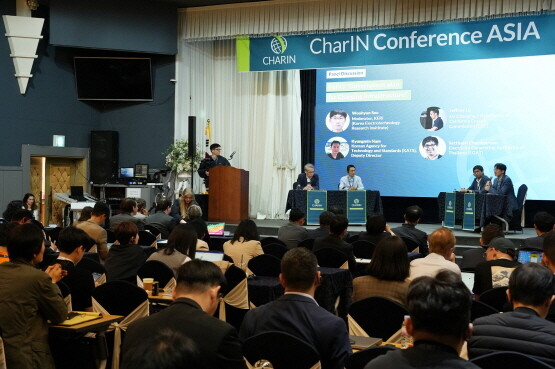 ‘차린 컨퍼런스 아시아’에서 한국, 미국, 태국 등 국가별 전기차 발전 정책 현황이 소개되고 있다. 사진=한국전기연구원 제공