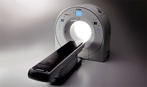 영남대병원이 대구·경북 최초로 최첨단 저선량 방사선 모의 치료용 CT 애퀼리언 엑시드 LB(Aquilion Exceed LB)를 도입해 본격 가동에 들어갔다. 사진은 Canon사 Aquilion Exceed LB CT 장비. 사진=영남대 병원 제공