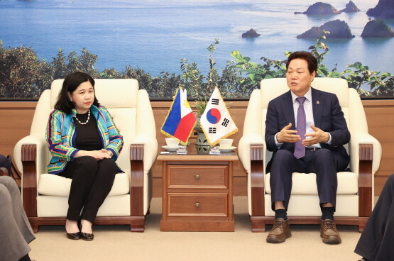 접견 모습. 사진=경남도 제공