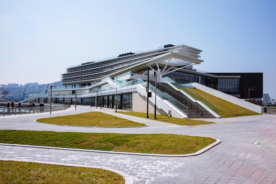 북항 마리나 상업시설. 사진=부산항만공사 제공